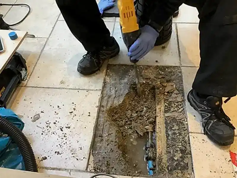 İstanbul'un Gəncə ilçesinde su tesisatı sorunları mı yaşıyorsunuz? Su sızıntıları, tıkanıklıklar veya diğer su tesisatı problemleriyle mi karşılaşıyorsunuz? Avrasya Tesisat olarak sizin için buradayız! 25+ yıllık tecrübemiz ve uzman ekibimizle Gəncə su kaçağı tespiti konusunda hızlı ve etkili çözümler sunuyoruz.